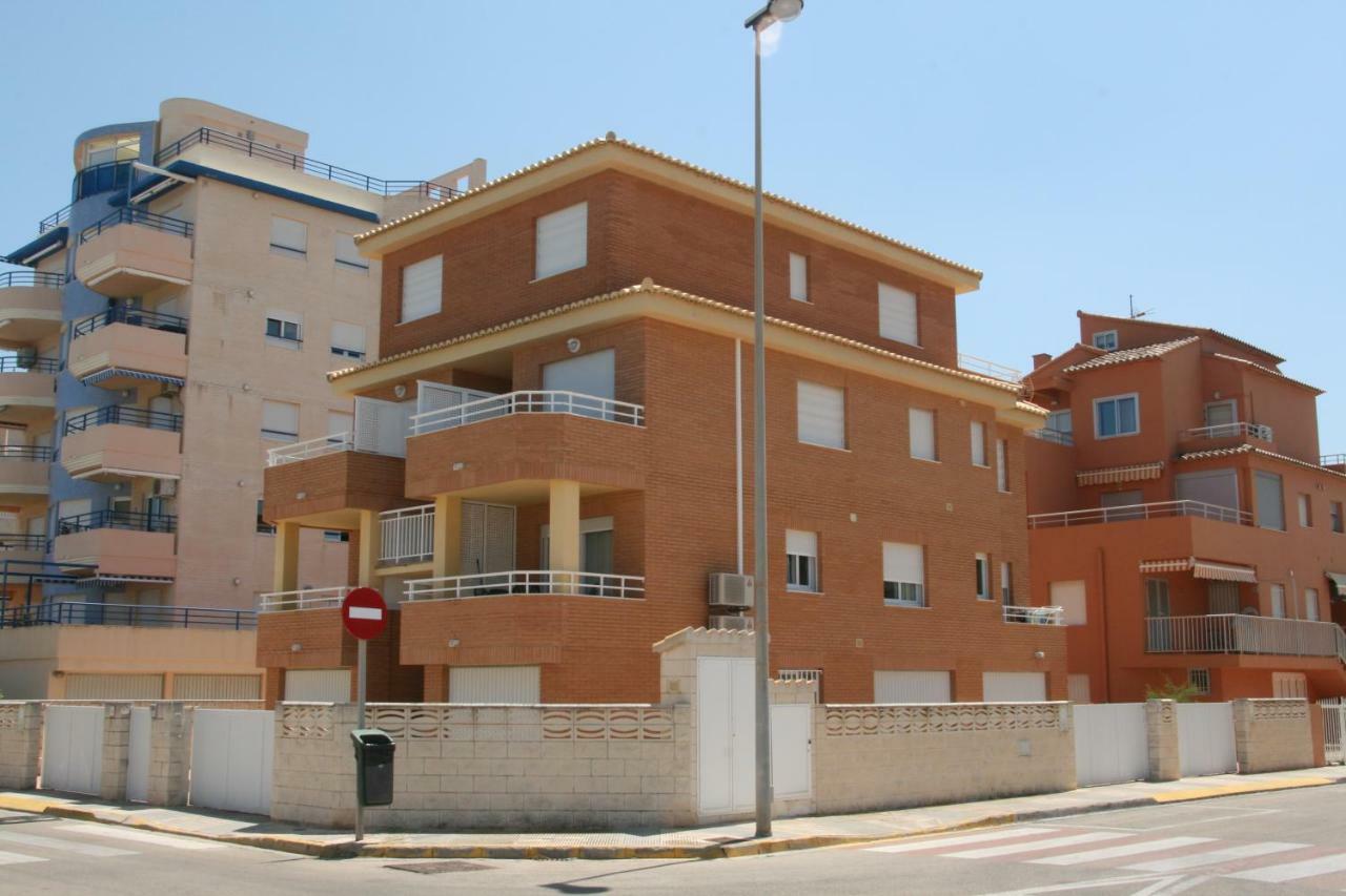 Oliva Holidays 3 Exterior photo
