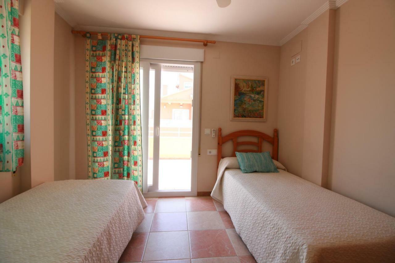 Oliva Holidays 3 Exterior photo