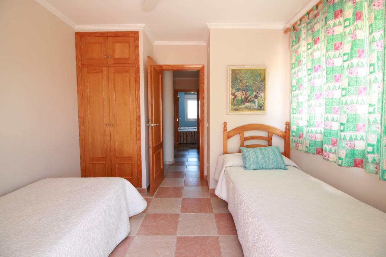 Oliva Holidays 3 Exterior photo