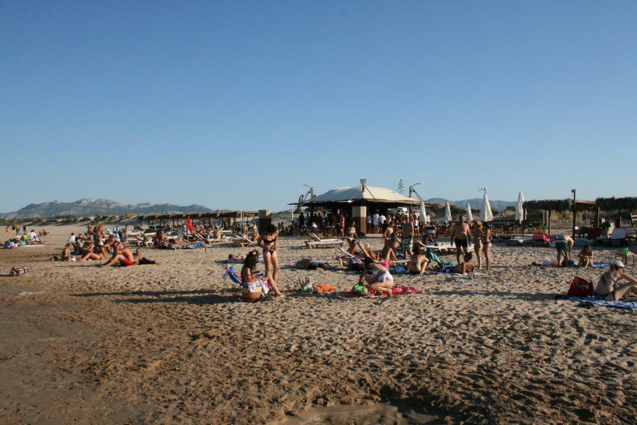 Oliva Holidays 3 Exterior photo